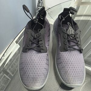 Womems Black/gray Water Shoes. Size 36/6. New